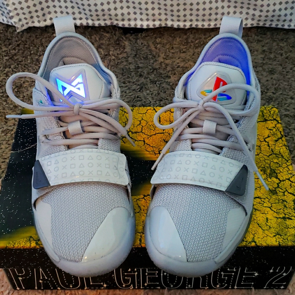 Paul George Nike shoes